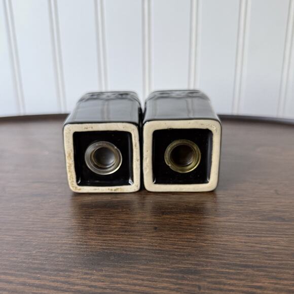 Salt & Pepper Shaker Set Black FLEUR DE LIS w Stoppers - Picture 4 of 5